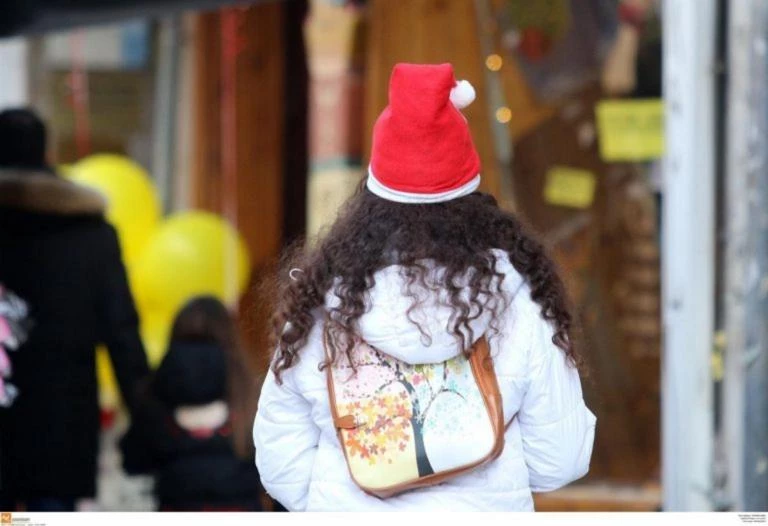 Ρομά λήστεψαν παιδιά που είχαν βγει για τα κάλαντα